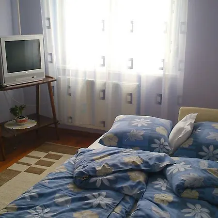 Kata Apartman