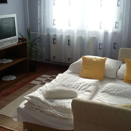 Kata Apartman *