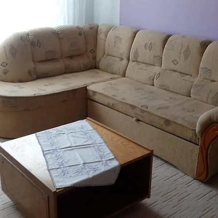 Kata Apartman *